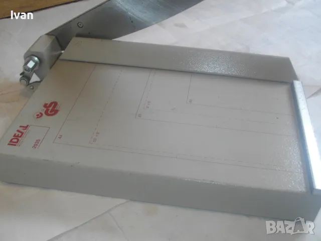 НОВА IDEAL 2035 Made in GERMANY МАСИВНА 5,0 кг РЪЧНА ГИЛОТИНА ЗА РЯЗАНЕ ХАРТИЯ А4 И ХРАН. ПРОДУКТИ, снимка 9 - Други инструменти - 49637358