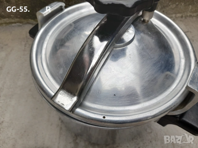 Тенджера под налягане и форми, снимка 5 - Форми - 53229904