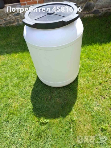 Бял пластмасов бидон, снимка 2 - Други - 51575194