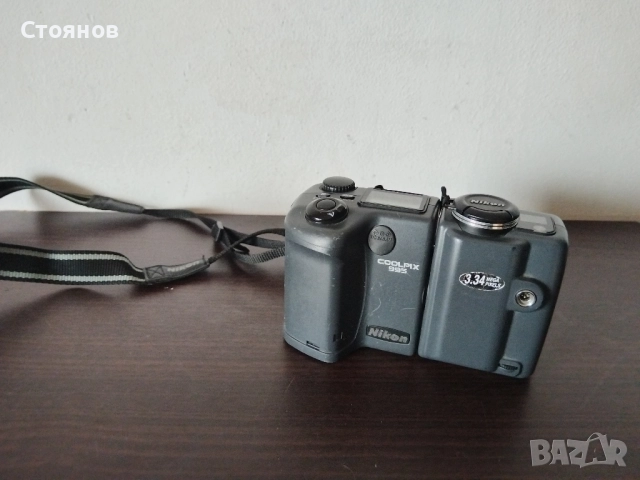 Камери Nikon COOLPIX 3500,3700,5600,P2,E-995, снимка 18 - Фотоапарати - 46492329