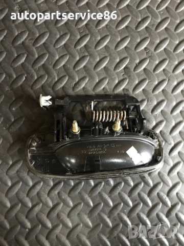 Предна лява външна дръжка на врата черна RHD за Peugeot 607 (2002) 9629157577, снимка 3 - Части - 53769470