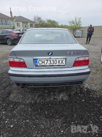 BMW 320 i, снимка 2 - Автомобили и джипове - 51967332