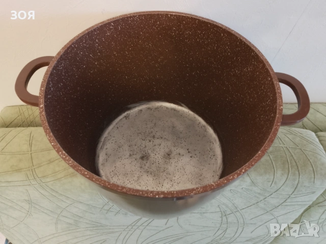 Голяма тенджера с капак.Масвна.17/24см,обем 6,5литра., снимка 2 - Съдове за готвене - 53539132