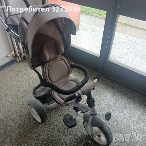 Триколка, снимка 4 - Детски велосипеди, триколки и коли - 52862613