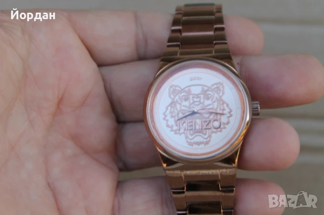 Дамски часовник ''Kenzo'' , снимка 2 - Дамски - 51357164