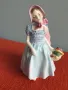 Колекционерска стара английска порцеланова фигурка Royal Doulton Wendy/1952 статуетка 13см, снимка 1