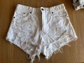 Бели къси дънки H&M, снимка 1 - Къси панталони и бермуди - 45180205