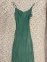 Сатенена рокля в зелено, снимка 9