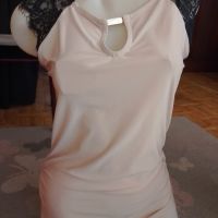 Като нова!Блузка с дантелени ръкави, снимка 2 - Тениски - 45510447