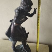 Стара бронзова статуетка на Огюст Моро, снимка 3 - Други ценни предмети - 45709424
