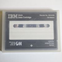 Касета IBM за данни 4mm, ретро за колекция, снимка 2 - Антикварни и старинни предмети - 45344452