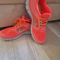 Оригинални маратонки Nike uk6 , снимка 1 - Маратонки - 45779268