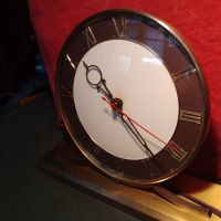 Германски настолен часовник на ток ROVITA, снимка 2 - Антикварни и старинни предмети - 45465031