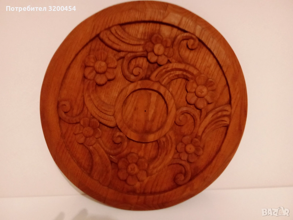 Дърворезбовано декоративно пано, снимка 1