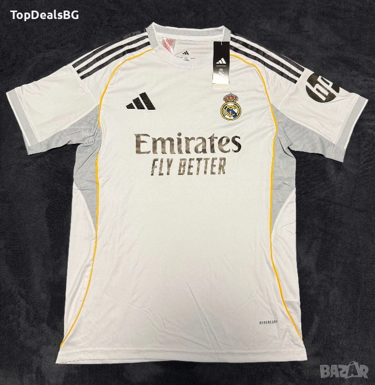 Футболен екип на Real Madrid. 2025/2026, снимка 1