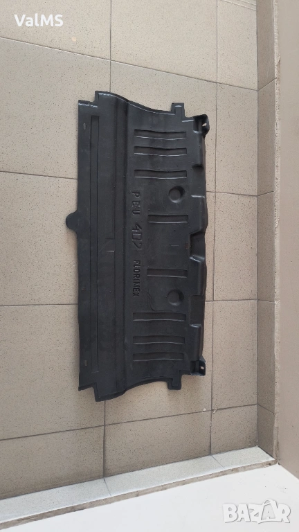 Кора под двигател -радиатор за Peugeot 407, снимка 1