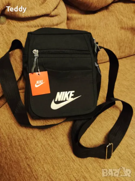 Нова малка чанта Nike, с етикет, снимка 1