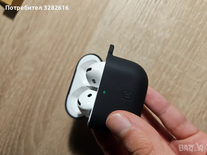 AirPods 4 (С Гаранция) и кейс, снимка 1