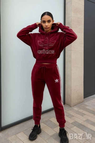 дамски екипи от кадифе адидас, снимка 1