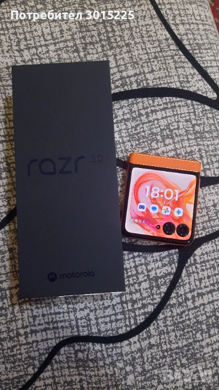  Motorola Razr 50 256GB , снимка 1