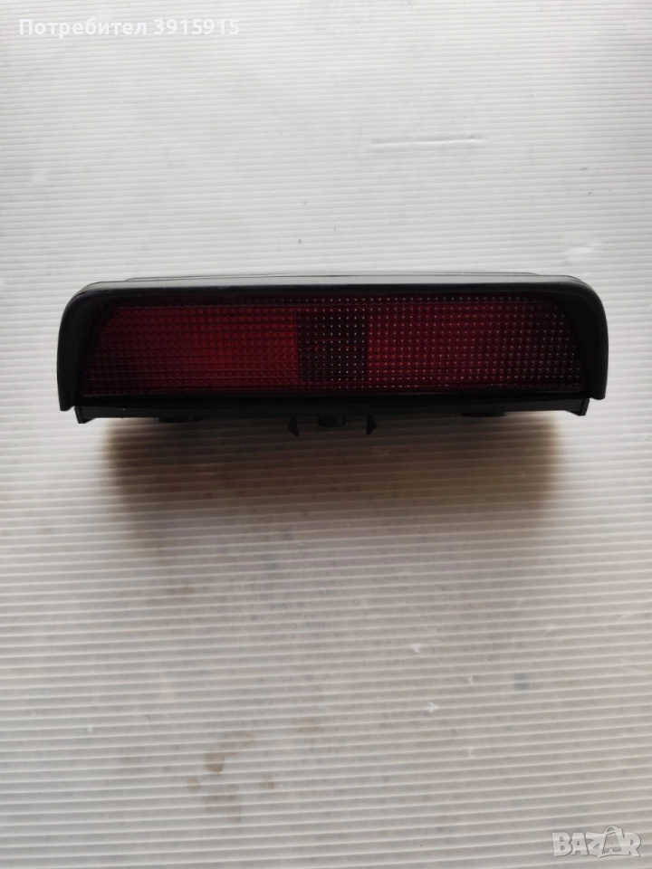 Трети стоп от заден капак на Хонда джаз , снимка 1