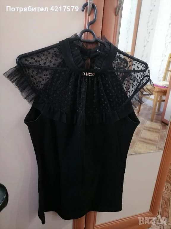Дамска блузка LUCY, S размер , снимка 1