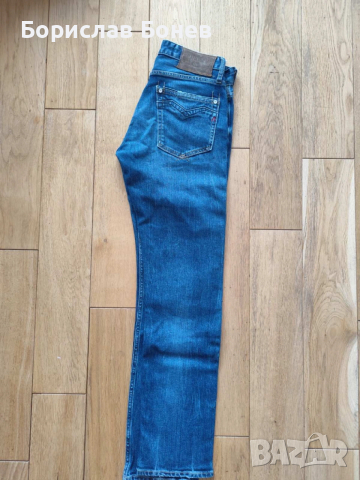 Женски дънки REPLAY NEWBILL, ЧИСТО НОВИ, стандартна кройка, снимка 6 - Дънки - 53845686