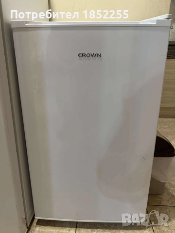Хладилник crown