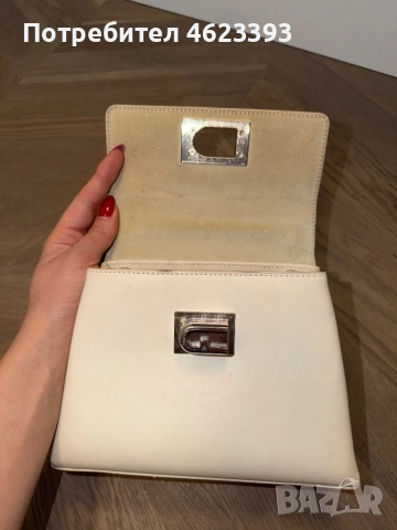 Дамска чанта Furla, снимка 5 - Чанти - 52183801