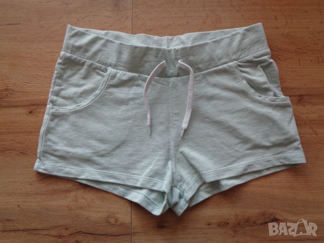 Дамски къси панталони H&M, снимка 1 - Панталони - 45733027