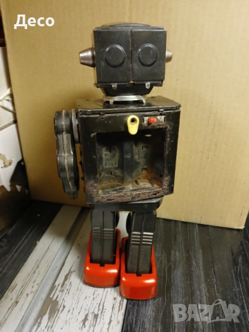 Стара ламаринена играчка робот., снимка 3 - Колекции - 53245773