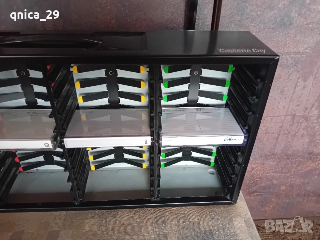 Стелаж за 40 броя аудио касети, снимка 3 - Декове - 52463219