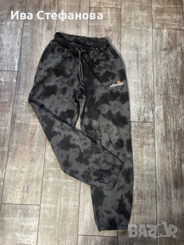 Ново 🩶спортно дамско ватирано сиво долнище Ellesse 100 % памук памучно