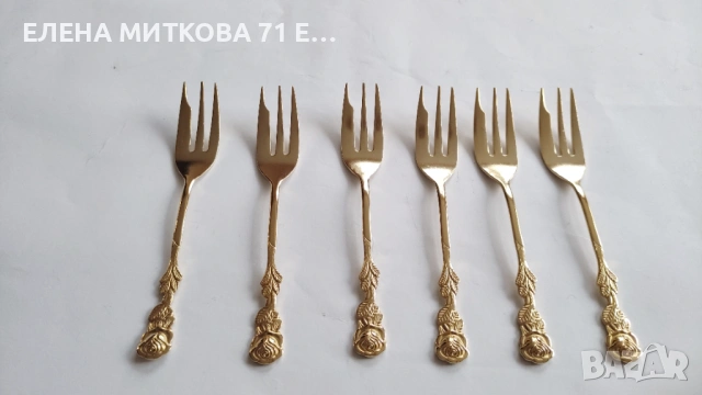 Комплект десертни прибори декор "Хилдесхаймска роза" от 17 части, снимка 4 - Прибори за хранене, готвене и сервиране - 53407483