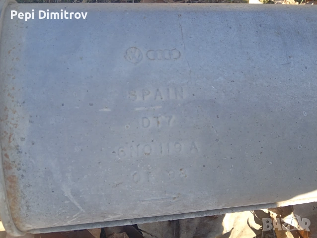 VOLKSWAGEN POLO 1.0 крайно задно гърне 6n0119A, снимка 2 - Части - 53832671