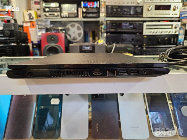 15,6" лаптоп DELL Inspirion 15 Има зарядно. Батерията държи. RAM 8GB SSD 128GB С Windows 10 Pro Преи, снимка 13 - Лаптопи за дома - 52718665