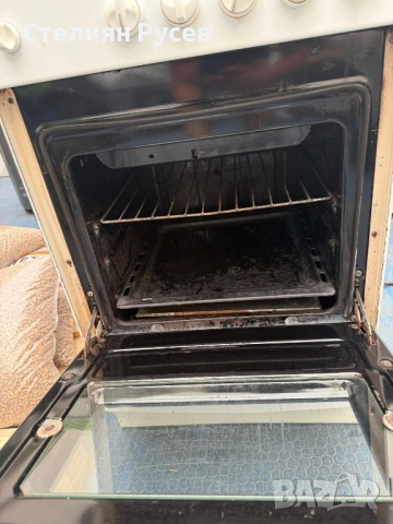 1209 ГОТВАРСКА ПЕЧКА фурна с 4 котлона цена 110 лв или 56,24 евро   -състояние използвано / БЕЗ гара, снимка 2 - Печки, фурни - 52027630