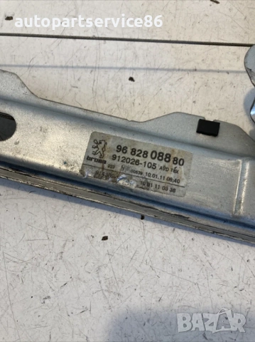 Регулатор за преден десен прозорец на врата за Peugeot 5008 1.6 HDI (2012) 9682808880, снимка 3 - Части - 53744343