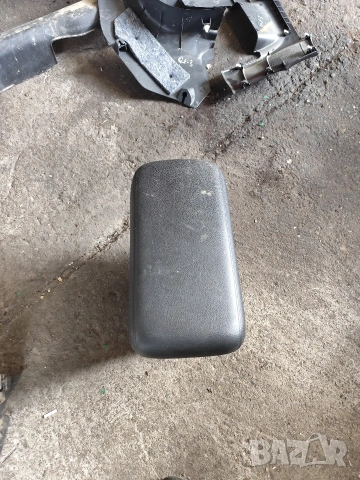 Прагове-Пластмаси- Подлакътник -Mitsubishi Outlander 3 -2014, снимка 13 - Части - 53632579