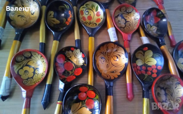 Лот от 12 руски дървени чаши Хохлома и 18 руски лъжици Хохлома, снимка 4 - Прибори за хранене, готвене и сервиране - 45306883