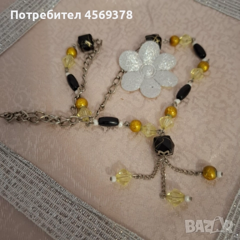 Нежно Колие, снимка 2 - Колиета, медальони, синджири - 52290416