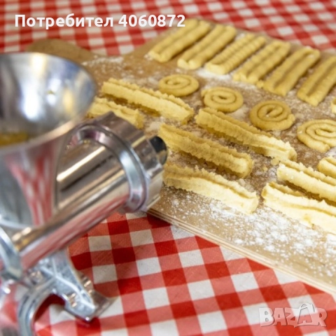 Ръчна мелачка за месо, колбаси и бисквити , снимка 5 - Месомелачки - 51598062