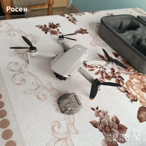 Дрон DJI MINI SE, снимка 2 - Дронове и аксесоари - 48368683