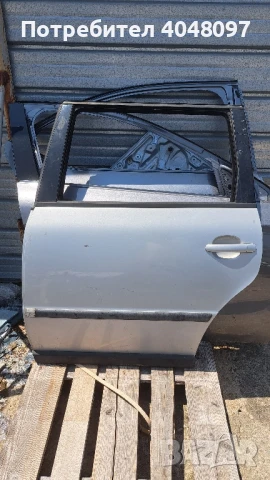 vw passat b5 /audi a4b5 комби задна лява врата , снимка 2 - Части - 51304789