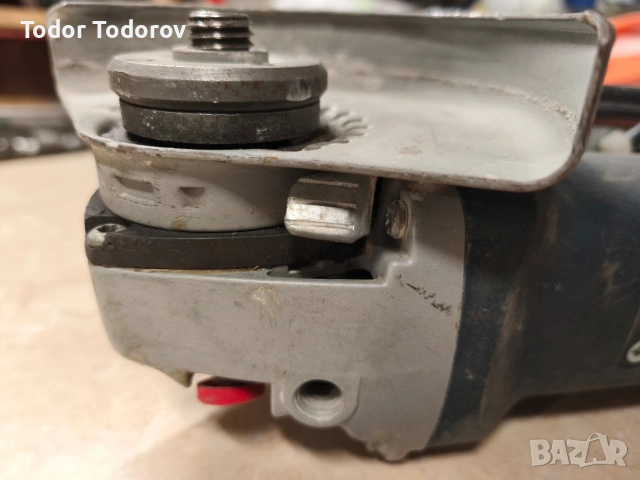Ъглошлайф Bosh 1400w, снимка 7 - Ъглошлайфи - 53192195