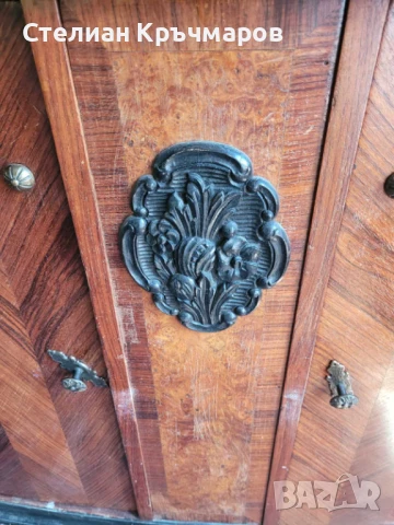 Старинен Бюфет , снимка 2 - Бюфети - 50851098