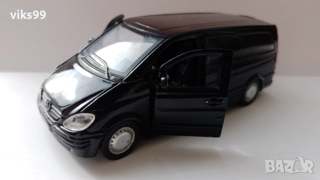 Bburago - Mercedes-Benz Vito - Мащаб 1:32, снимка 2 - Колекции - 53466296