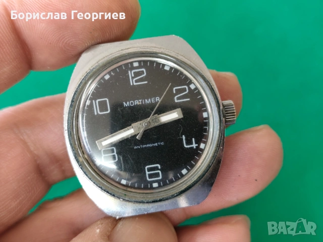 Механичен часовник Mortimer