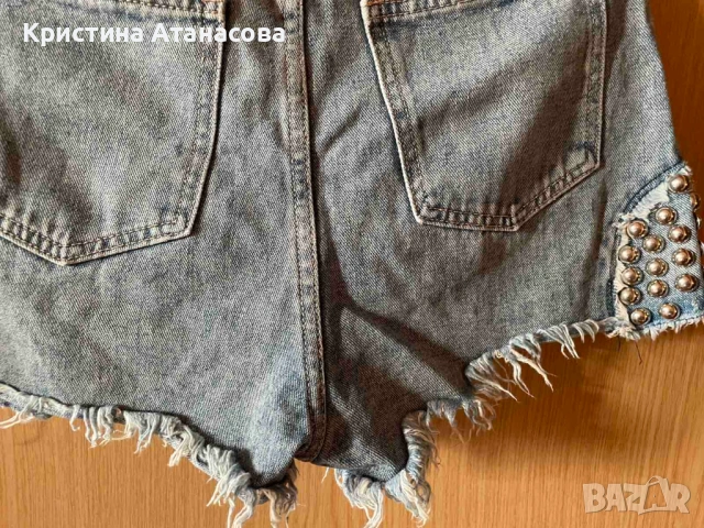 👖✨ Дамски дънкови къси панталонки с капси, снимка 3 - Къси панталони и бермуди - 53669737
