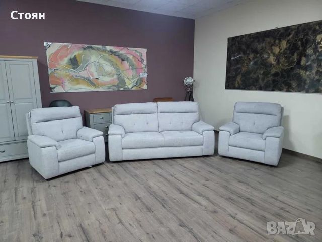 Италиански сив комплект от плат диван тройка и два фотьойла, снимка 1 - Дивани и мека мебел - 46474657